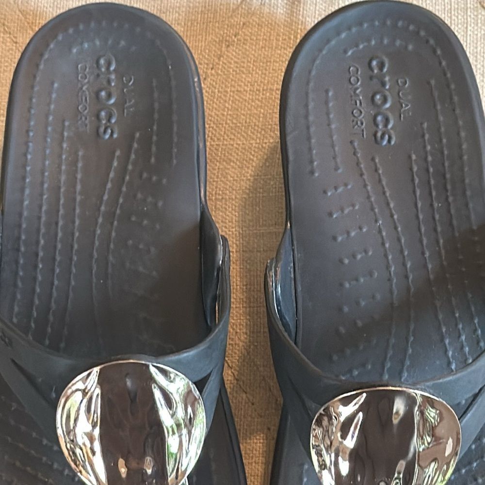Crocs - Picture 2 of 8